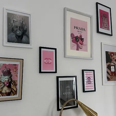 アパート Premium-apartment Im Duisburger Sueden, Naehe Duesseldorf Flughafen & Messe, Komplett Ausgestattetes Mit Modernen Altbau-flair *