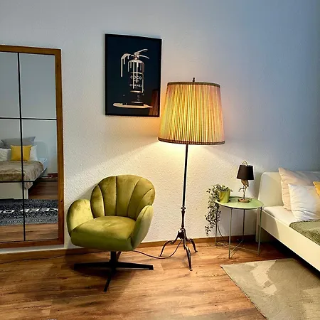 Premium-apartment Im Duisburger Sueden, Naehe Duesseldorf Flughafen & Messe, Komplett Ausgestattetes Mit Modernen Altbau-flair アパート *