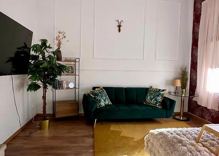 アパート Premium-apartment Im Duisburger Sueden, Naehe Duesseldorf Flughafen & Messe, Komplett Ausgestattetes Mit Modernen Altbau-flair *