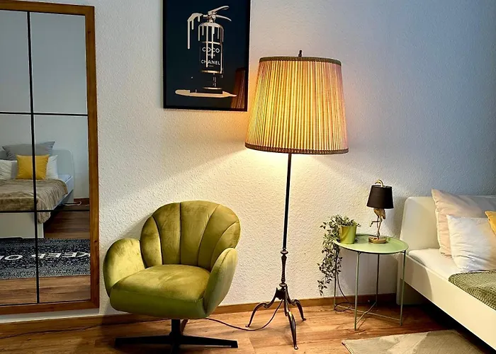 Premium-apartment Im Duisburger Sueden, Naehe Duesseldorf Flughafen & Messe, Komplett Ausgestattetes Mit Modernen Altbau-flair アパート *